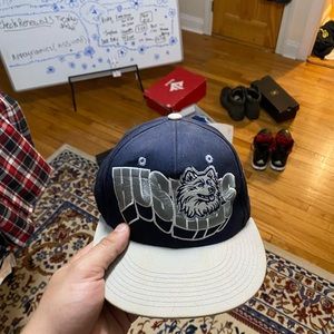 Mens UConn SnapBack hat